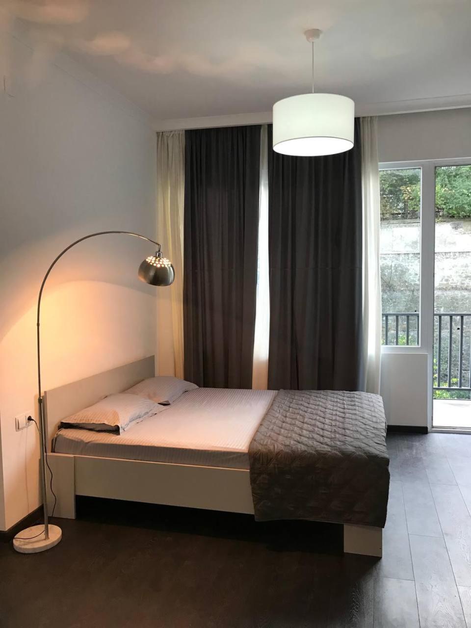 Room Studio 1 Тбилиси Экстерьер фото